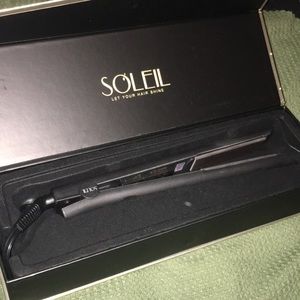100% ceramic Hair straightener and curler